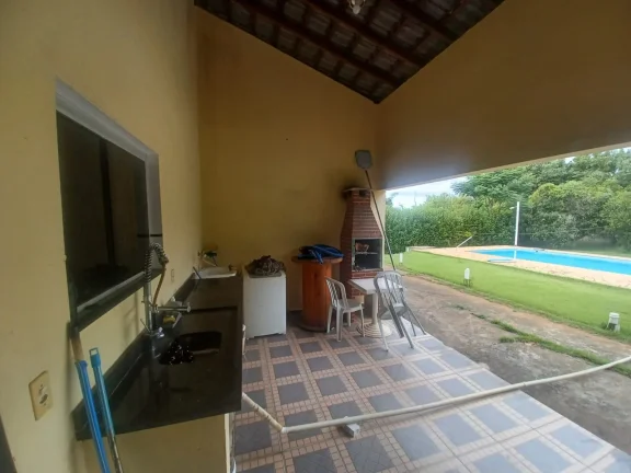 Imagem Casa com 04 dormitórios, sendo 01 suíte à venda no Condomínio Village da Serra!