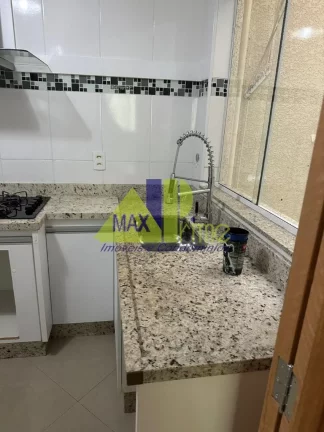 Imagem Casa à venda na Vila Granada, São Paulo-SP: 2 quartos, 1 suíte, 1 sala, 2 banheiros, 2 vagas, 160m². Confira já!