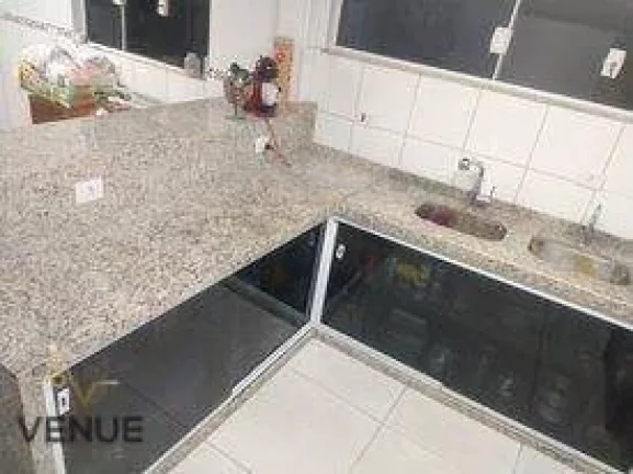 Imagem Sobrado com 3 dormitórios à venda, 220 m² por R$ 592.000,00 - Jardim Helena - Ferraz de Vasconcelos/SP