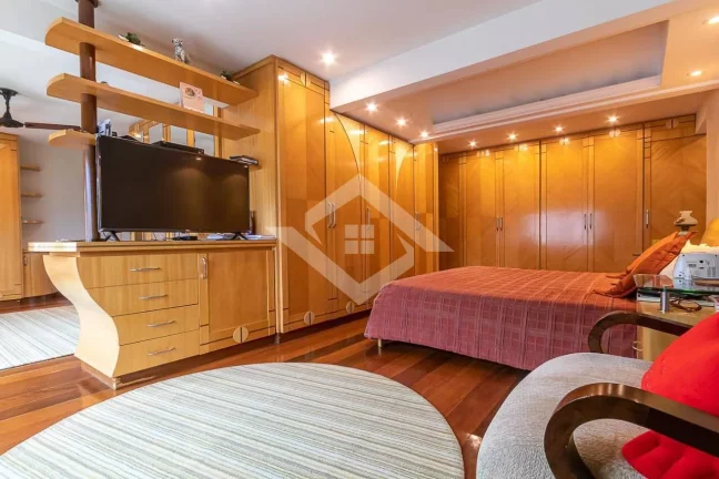 Imagem Cobertura Duplex de Alto Padrão com 5 suítes – Vista Lindíssima da Lagoa