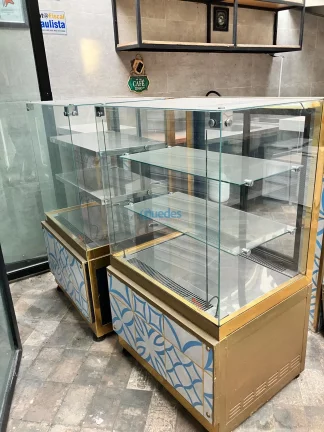 Imagem Imóvel comercial à venda, inclui instalações para restaurante. R$ 1.400.000