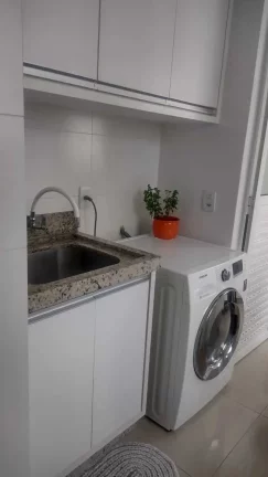 Imagem Apartamento com 3 suítes finamente mobiliado, vista para o mar na Barra Norte