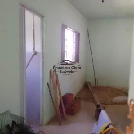 Imagem Casa à venda no bairro Santa Luzia - Guaratinguetá/SP