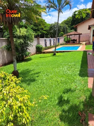 Imagem Casa à venda no Jardim Recreio, Ribeirão Preto-SP: 3 quartos, 3 suítes, 5 salas, 4 banheiros, 5 vagas, 450m². Quer Imóvel Negócios Imobiliários.