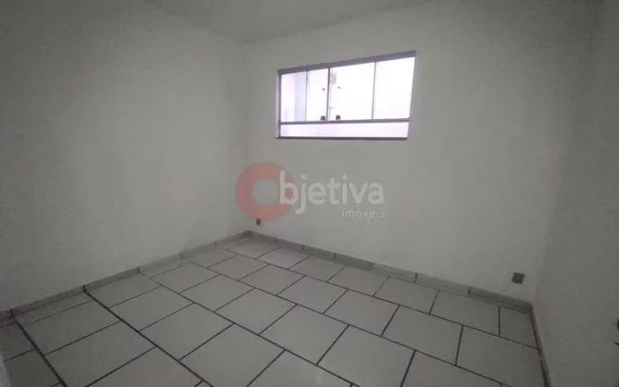 Imagem Prédio e loja a venda com 12 quartos na Vila Nova em Cabo Frio