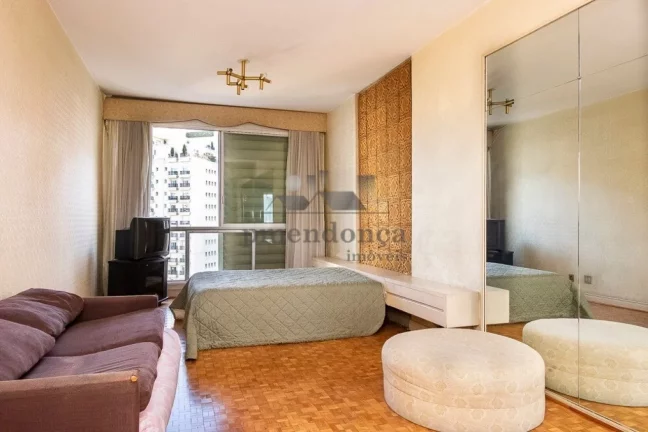Imagem Apartamento à venda em Higienópolis com 03 quartos sendo 01 suíte e 02 vagas, 310m²