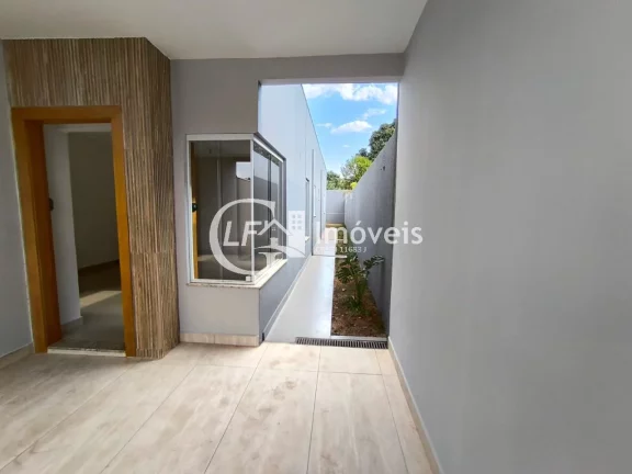 Imagem Imperdível oportunidade de adquirir uma casa com 3 quartos, 1 suíte, 2 salas, 1 banheiro e 2 vagas de garagem no Jardim Montevidéu, Campo Grande-MS!