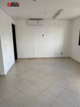 Imagem Sala Comercial disponível para Locação na Penha de França, São Paulo-SP: 1 Sala, 2 Banheiros, 1 Vaga de Garagem!