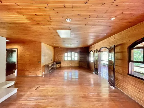 Imagem Linda casa TÉRREA 100% avarandada, voltada para natureza. APP - Área de Pre