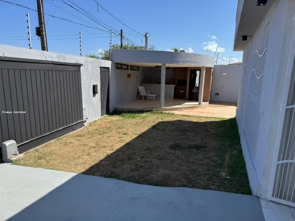 Imagem Casa para Venda em Natal, Candelária, 3 dormitórios, 2 suítes, 4 banheiros, 4 vagas