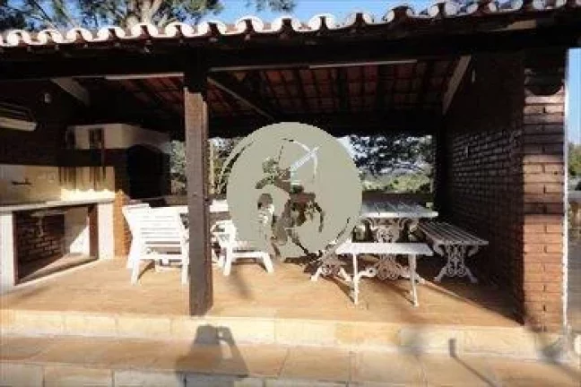 Imagem MARAVILHOSA CASA EM CONDOMINIO FECHADO ESTUDA PERMUTA TOTAL OU PARCIAL.