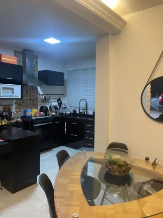 Imagem Sobrado para Venda em Santo André / SP no bairro Jardim Santo Antônio