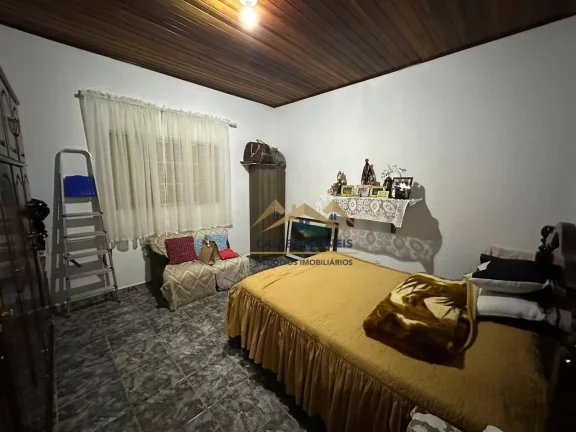 Imagem Chácara com 3 dormitórios à venda, 4000 m² por R$ 750.000,00 - Bairro Congonhal - Tatuí/SP