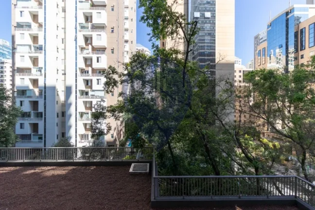 Imagem Studio à venda em Indianópolis, São Paulo-SP: 1 quarto, 1 banheiro, 26m² de área. Invista neste imóvel único!