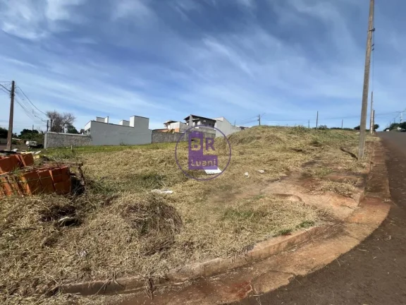 Imagem 02 Lotes a venda - localização privilegiada - ambos com três frentes - Valor R$ 400 mil cada Lote.