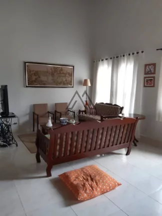 Imagem Casa térrea com 3 suítes no Residencial Jatobá, em Cesário Lange