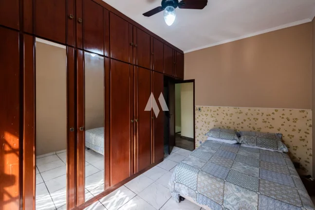Imagem Casa Padrão para locação comércio no bairro do Macuco em Santos