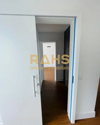 Imagem Sobrado Geminado de alto padrão, no bairro Saguaçú, pronto para morar com 160,52m² privativos. E...