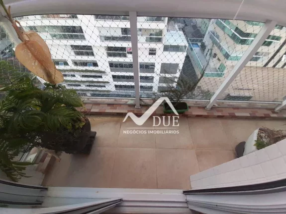 Imagem Apartamento com 4 dormitórios à venda, 191 m² por R$ 2.100.000,00 - Gonzaga - Santos/SP
