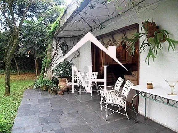 Imagem Casa a venda no Butantã com 560m², 5 quartos, 6 vagas, casa com piscina, casa com jardim.