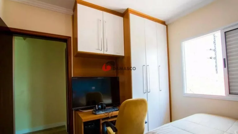 Imagem Sobrado à venda 3 Quartos, 1 Suite, 4 Vagas, 207M², Campestre, Santo André - SP