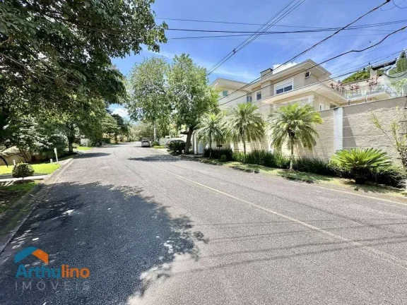 Imagem Casa 358 m² com 4 dormitórios, 2 suites-- venda por R$ 2.800.000 ou aluguel por R$ 17.999/mês - Fazendinha - Carapicuíba/SP