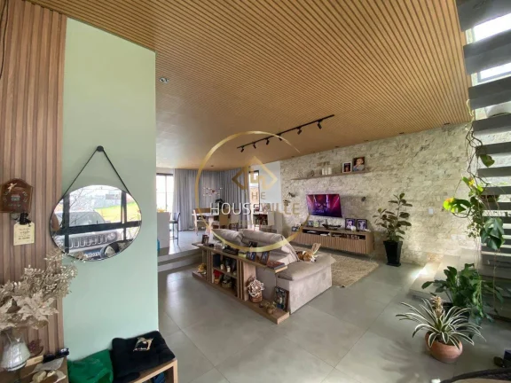 Imagem Casa Sobrado 3 Dormitórios ( 3 Suítes), 2 vagas, Fogaça , Jacareí.