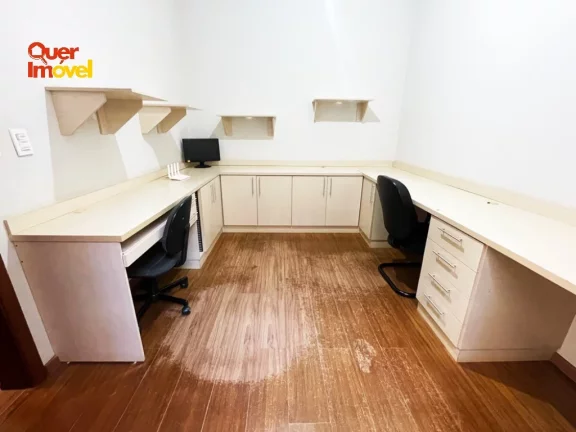 Imagem Casa à Venda no Jardim Anhangüera, Ribeirão Preto-SP: 3 Quartos, 1 Suíte, 1 Sala, 4 Banheiros, 6 Vagas de Garagem, 380m²!