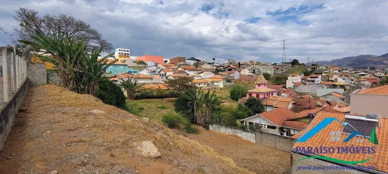Imagem Oportunidade Única: Terreno Comercial em Avenida de Grande Fluxo!