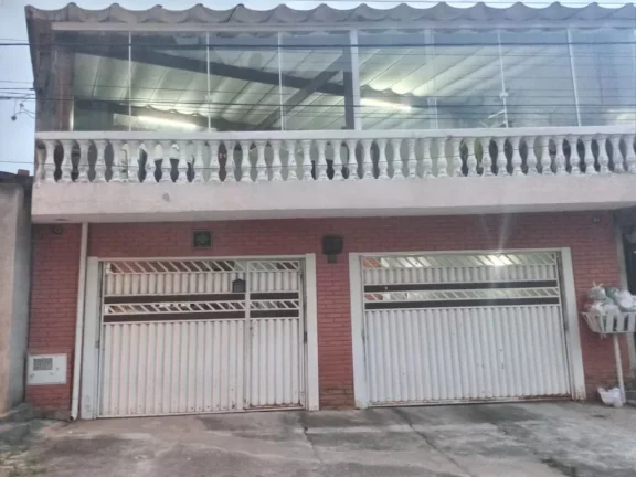 Imagem Sobrado com 3 dormitórios à venda, 197 m² por R$ 650.000,00 - Vila Oceania - Poá/SP