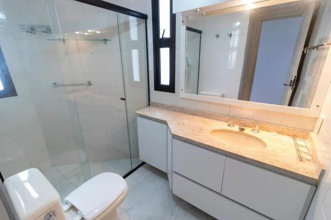 Imagem Apartamento Moema - 89M², 3 Dorms, 1 Suíte, 2 Vagas, Varanda, Armários, Dependência Completa de Serviço, Split.