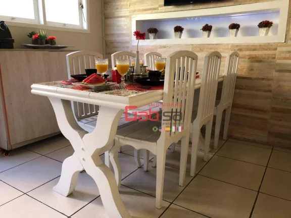 Imagem Casa com 4 dormitórios à venda, 310 m² por R$ 2.200.000,00 - Loteamento Portal da Ferradura - Armação dos Búzios/RJ