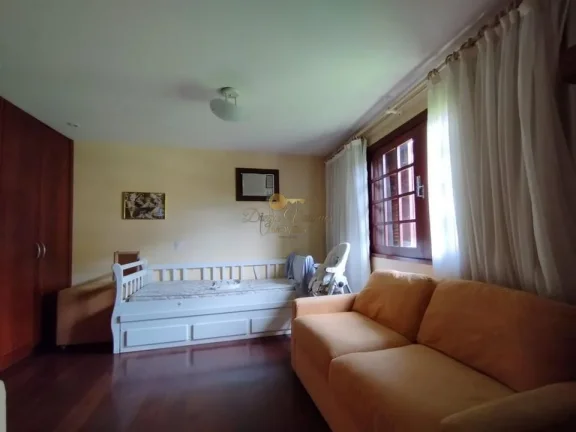Imagem Casa em Condomínio para Venda em Teresópolis / RJ no bairro Alto