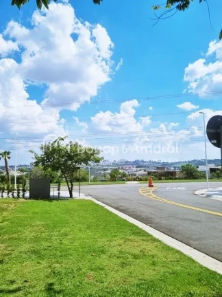 Imagem Venda, terreno em condomínio, Mont Blanc em Campinas. 
Excelente localização no condomínio, na p...