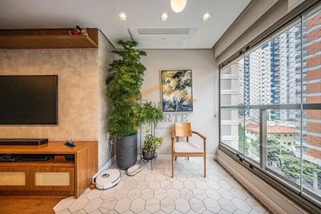 Imagem Apartamento com 109m², 2 dormitórios, sendo 2 suites, 3 banheiros no total e 2 vagas de garagem. P...