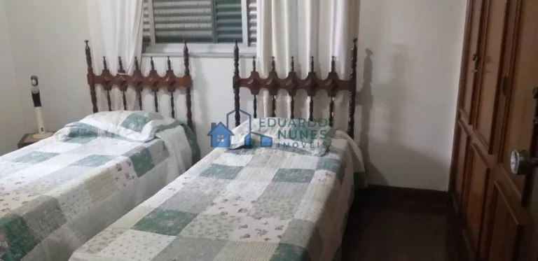 Imagem APARTAMENTO COM 193 M², 04 QUARTOS NO LOURDES.