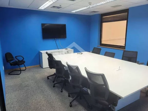 Imagem Andar Corporativo de 581m² para Aluguel Próximo ao Metrô –