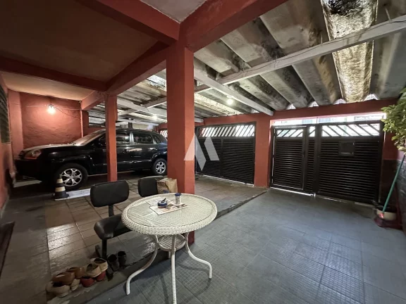 Imagem Casa com 4 quartos e 6 banheiros à Venda, 347 m² por R$ 1.100.000