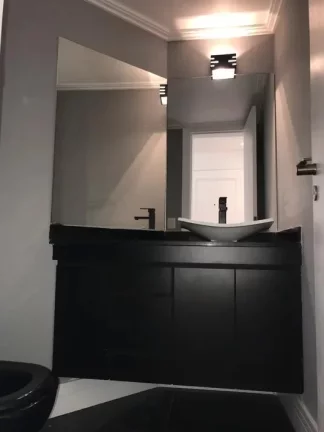 Imagem Apartamento Espaçoso Pronto para Morar na Vila Mariana com 4 Quartos, 3 Suítes e Área de Lazer Completa