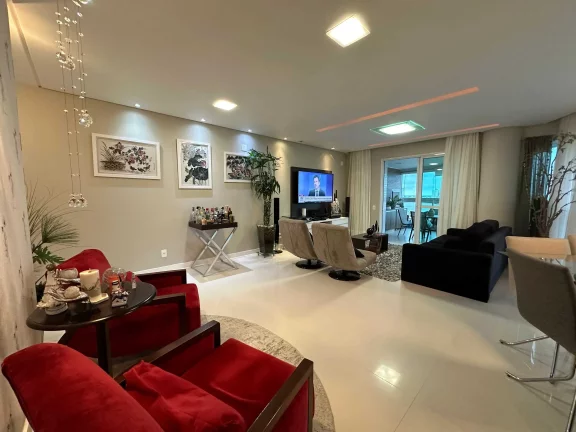 Imagem Apartamento mobiliado com 4 suítes e 3 vagas de garagem no bairro Fazenda em Itajaí