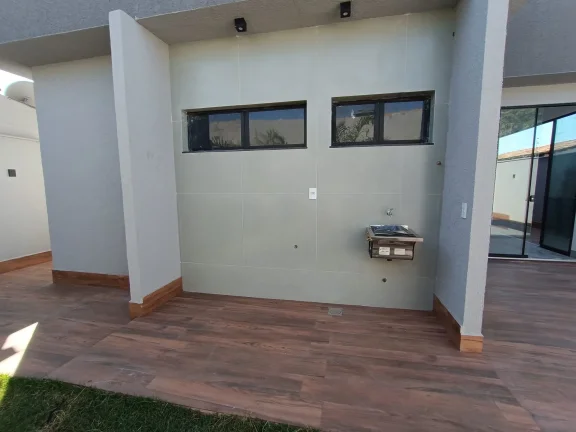 Imagem Casa De 3 Suites Sozinha No Lote No Bairro Cardoso