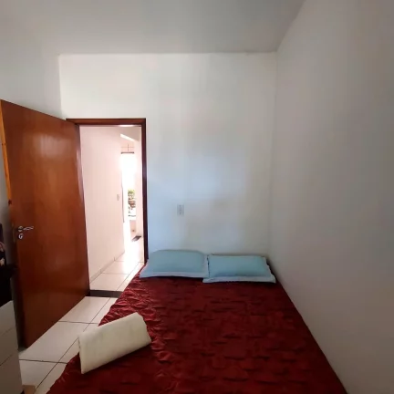 Imagem Casa Geminada para Venda em Sarandi, Parque Residencial Bom Pastor, 3 dormitórios, 1 banheiro, 2 vagas