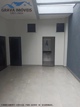 Imagem Sobrado para Venda em Maringá, JARDIM IMPERIO DO SOL, 3 dormitórios, 3 suítes, 4 banheiros, 3 vagas