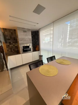 Imagem Apartamento à venda na Praia da Costa com 147m², 3 quartos (2 suítes), 3 vagas, porteira fechada
