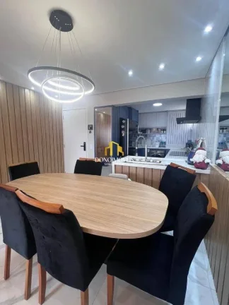 Imagem Apartamento Reformado no Condomínio Code - 3 Dormitórios, Andar Alto, Pronto para Morar