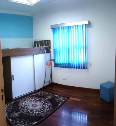 Imagem Sobrado à venda 3 Quartos, 3 Suites, 2 Vagas, 282M², Jardim Stella, Santo André - SP
