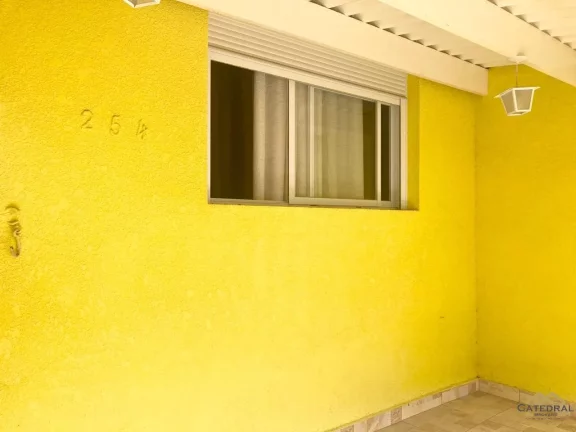 Imagem Casa no Jardim Estadio com 02 Quartos, 02 Banheiros e uma vaga