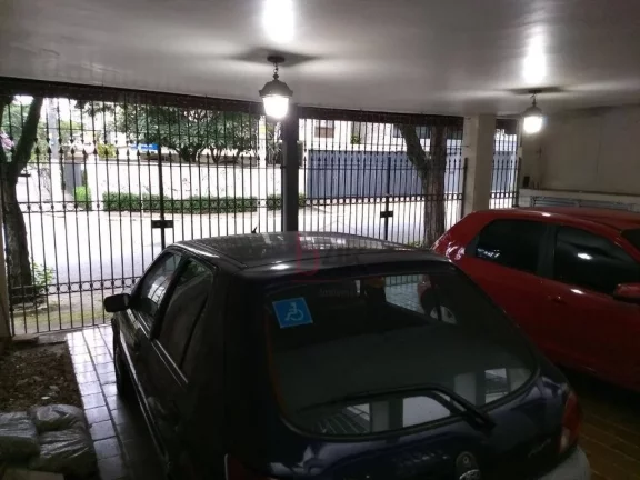 Imagem Casa com 3 dormitórios à venda, 234 m² - Moema - São Paulo/SP