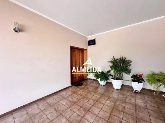 Imagem Casa com 3 dormitórios à venda, 334 m² por R$ 1.200.000,00 - Jardim São Paulo - Rio Claro/SP