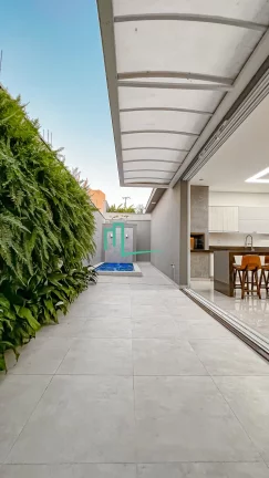 Imagem Linda residência térrea á venda no Condomínio Villa São Vicente.